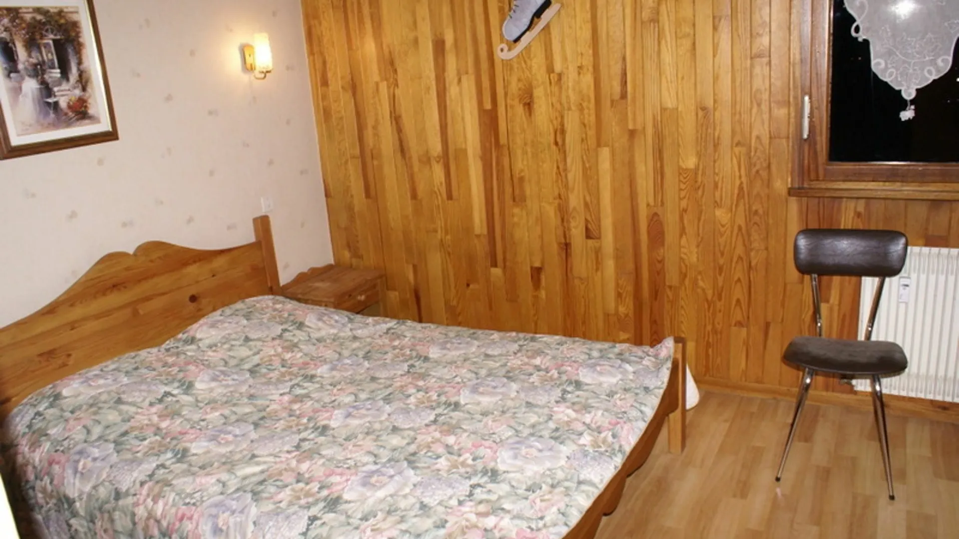 Cozy, 1-Bedroom Apartment With Spectacular Mountain Views And A Balcon Morzine