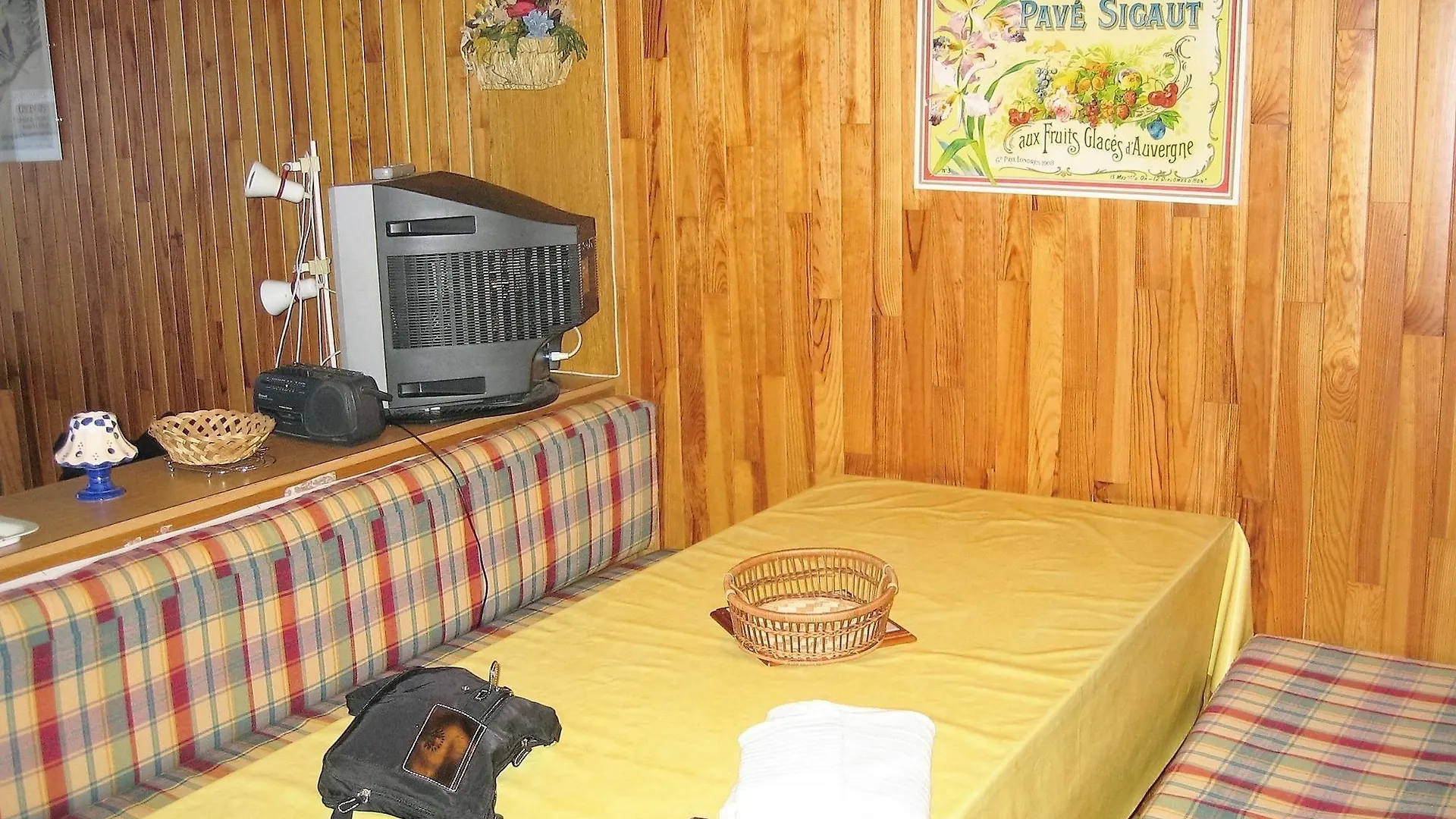 Cozy, 1-Bedroom Apartment With Spectacular Mountain Views And A Balcon Morzine